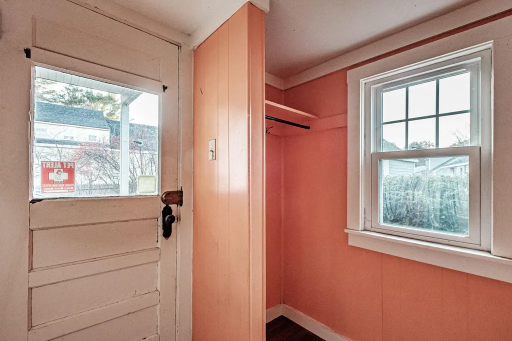 296 Maine Street Brunswick ME 04011