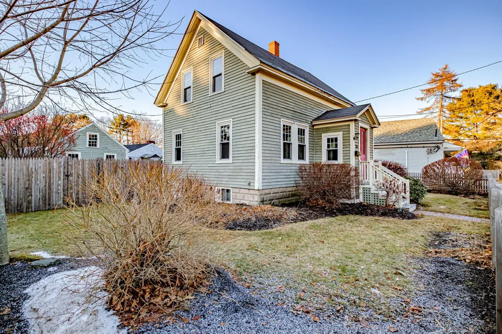 296 Maine Street Brunswick ME 04011