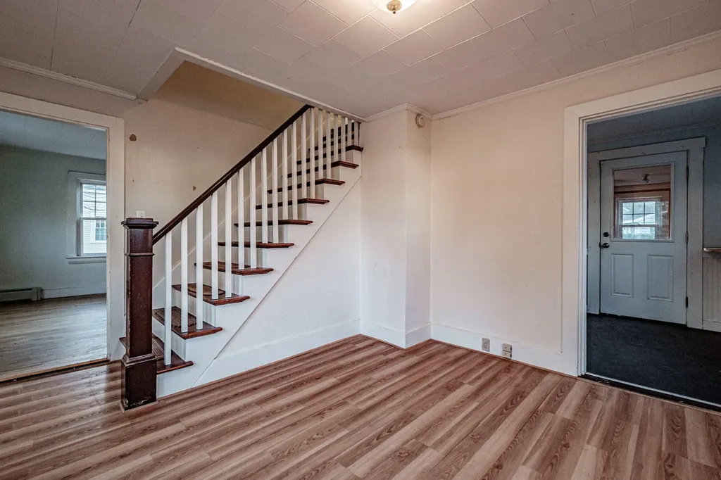 296 Maine Street Brunswick ME 04011