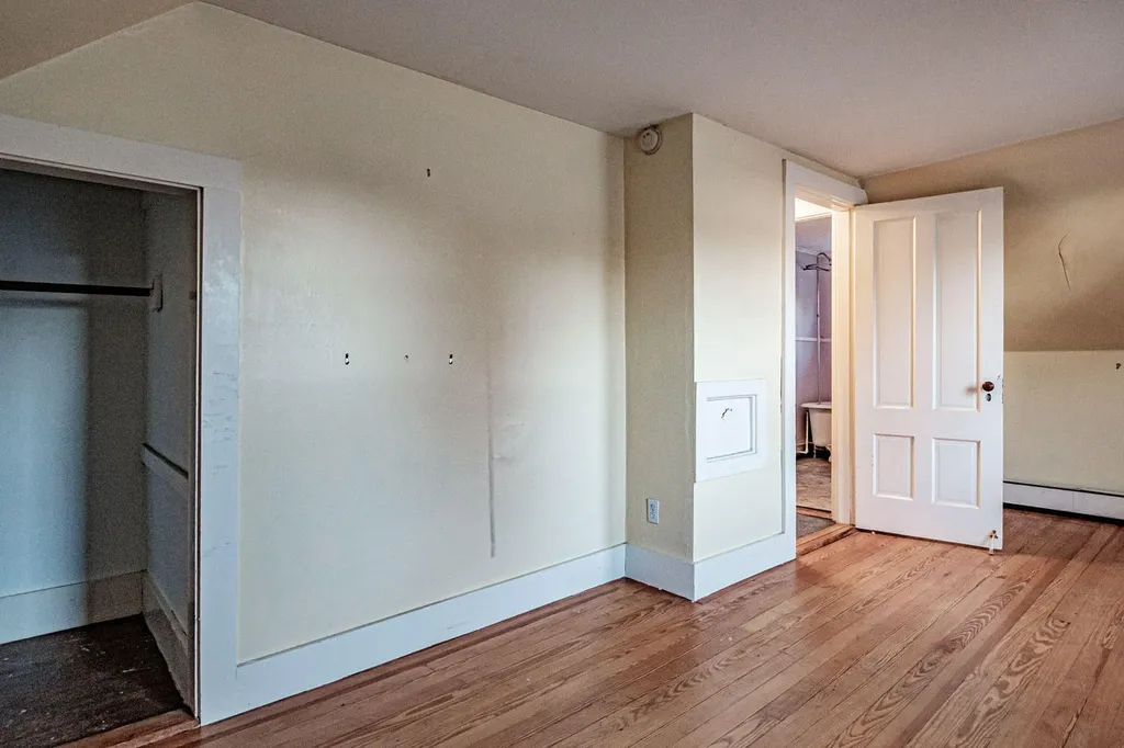 296 Maine Street Brunswick ME 04011