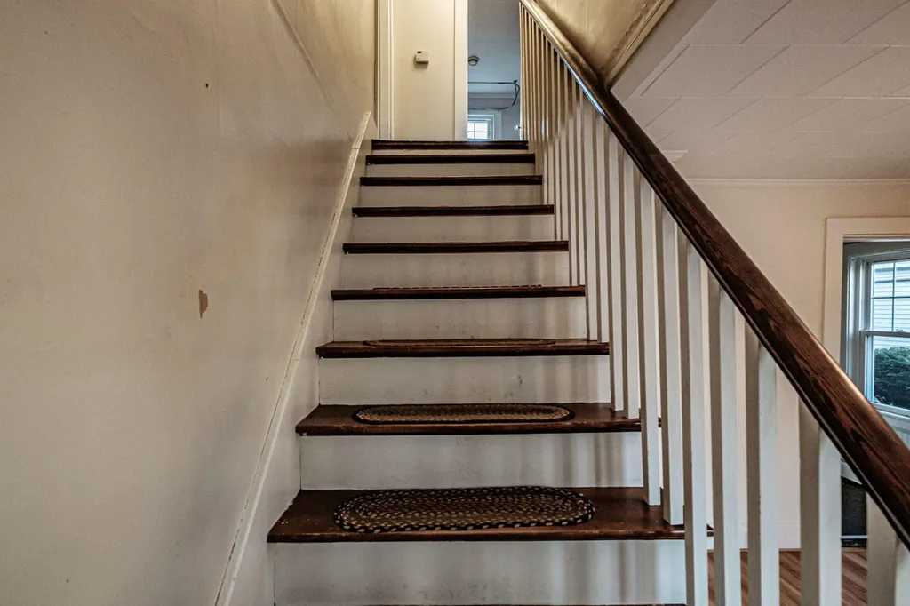 296 Maine Street Brunswick ME 04011