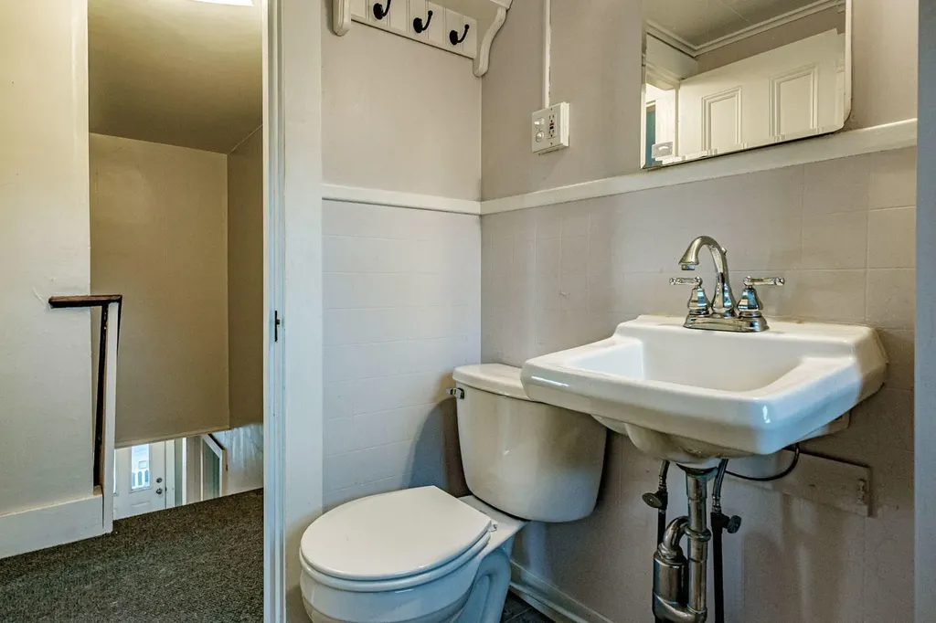 296 Maine Street Brunswick ME 04011