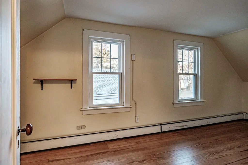 296 Maine Street Brunswick ME 04011