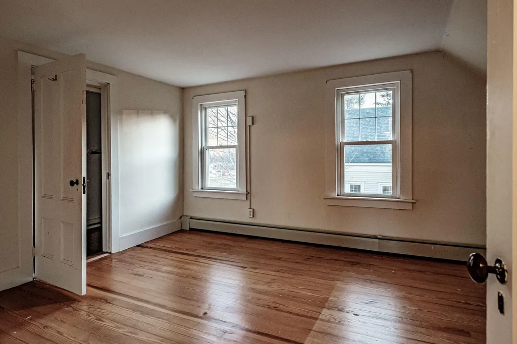 296 Maine Street Brunswick ME 04011