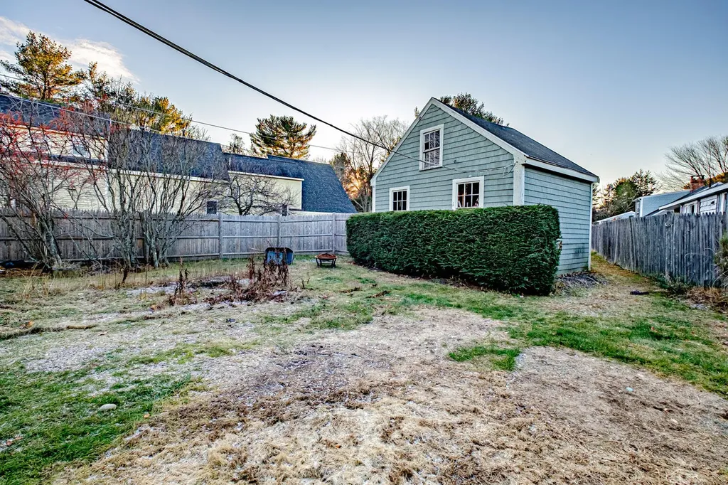 296 Maine Street Brunswick ME 04011