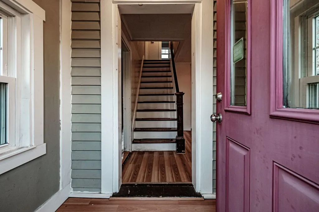 296 Maine Street Brunswick ME 04011