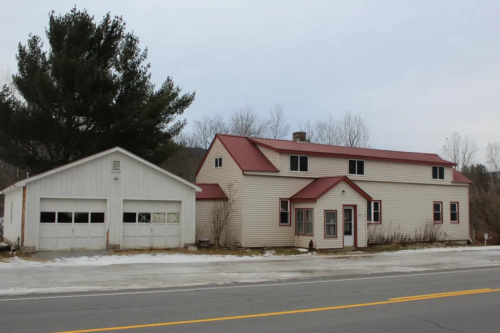 1471 Bear River Road Newry ME 04261