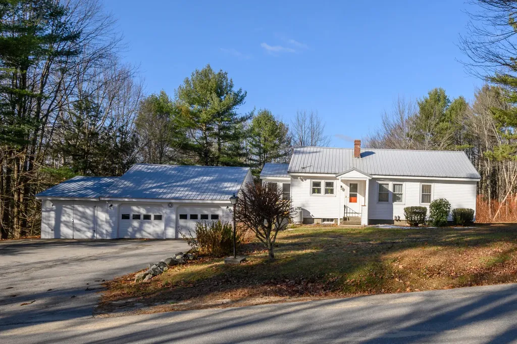 11 Colley Hill Road Gray ME 04039