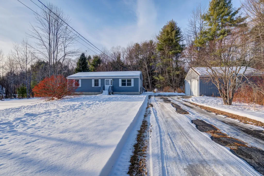 112 Towle Street Buxton ME 04093
