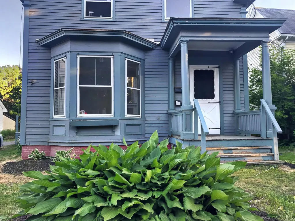 6 Hazelwood Avenue Waterville ME 04901