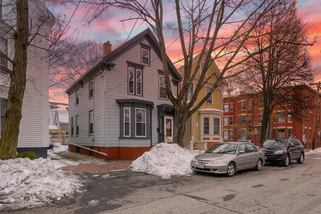 311 Spring Street Portland ME 04102