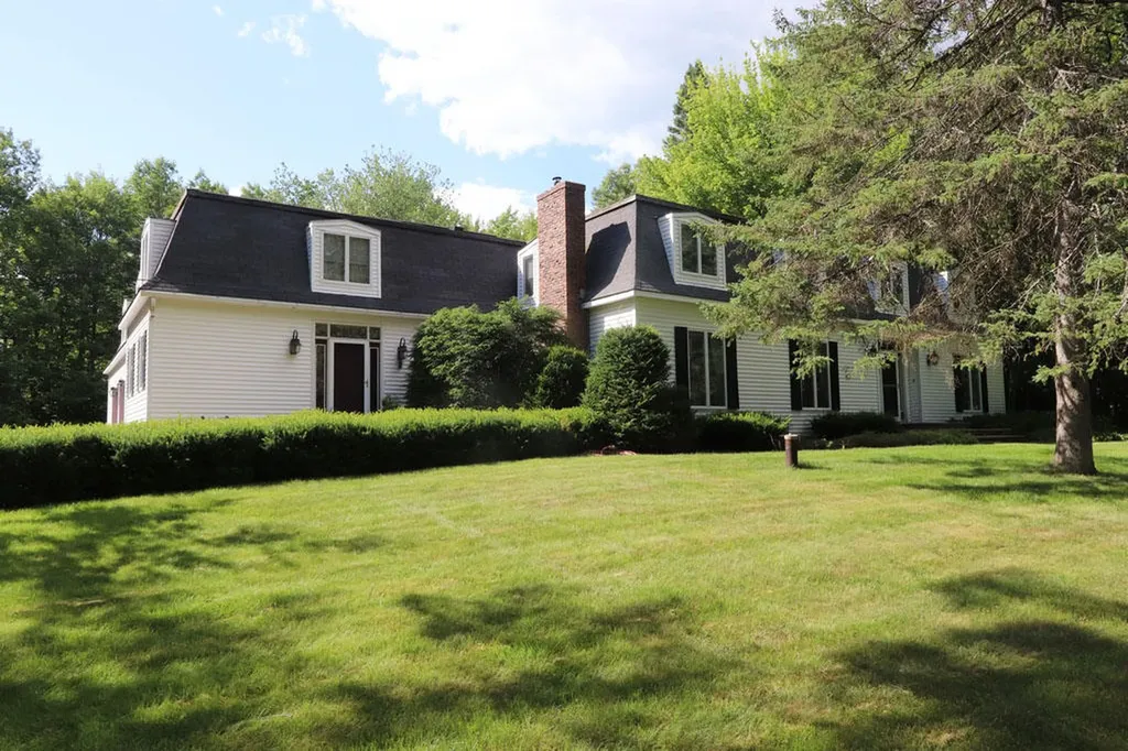 22 Sylvan Drive Brewer ME 04412