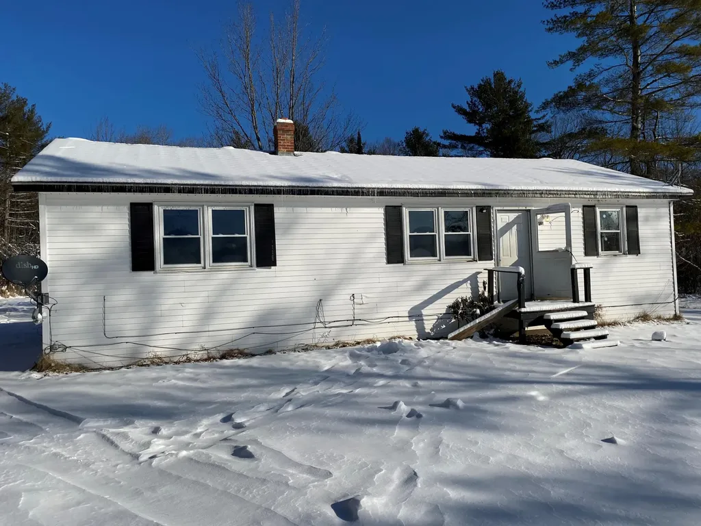 347 Lower Detroit Road Plymouth ME 04969