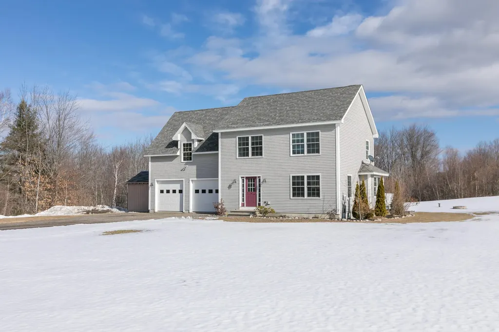 25 Timothy Drive Gorham ME 04038