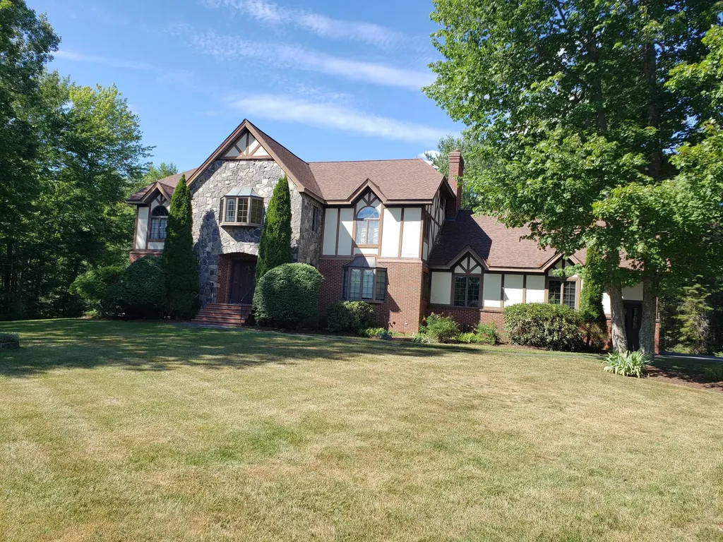 20 Whitney Court Brewer ME 04412