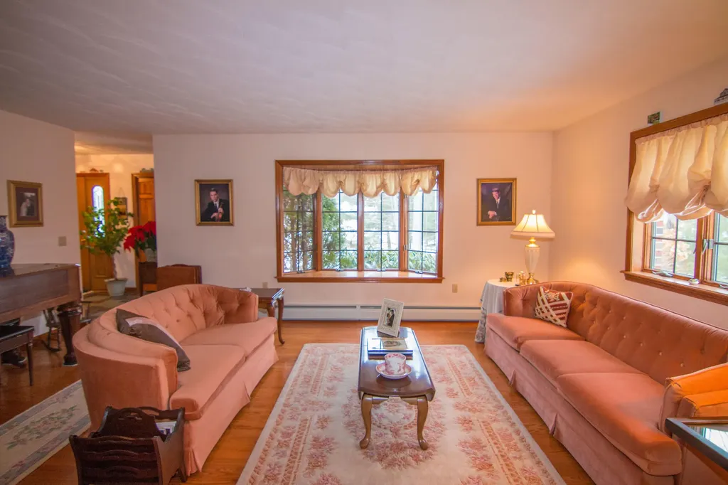 20 Whitney Court Brewer ME 04412