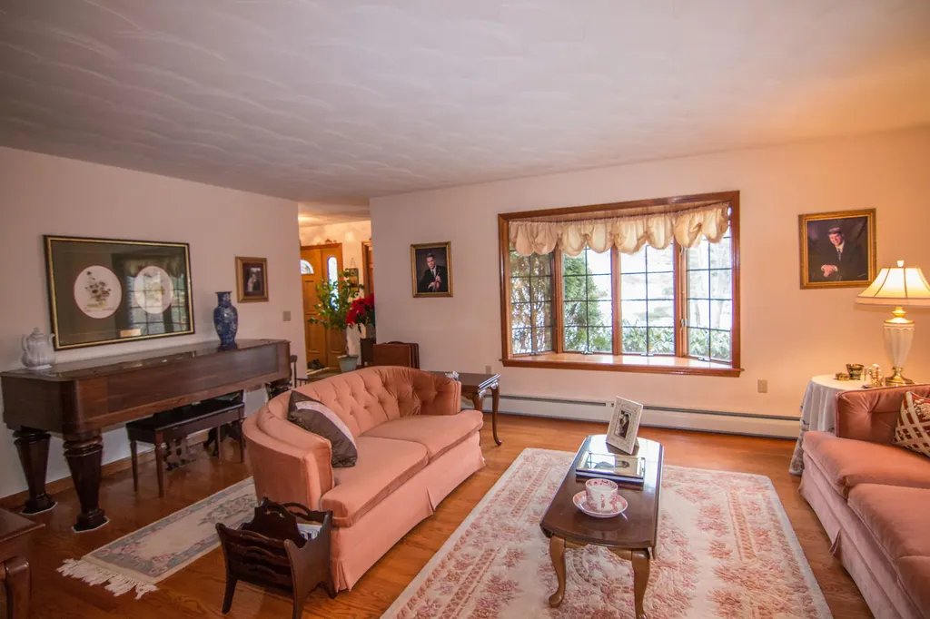 20 Whitney Court Brewer ME 04412