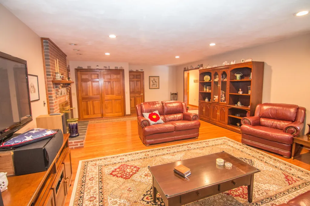 20 Whitney Court Brewer ME 04412