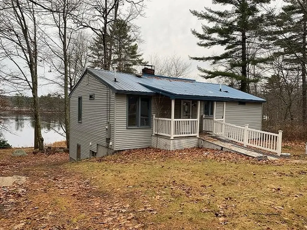 83 Cottage Road Windham ME 04062