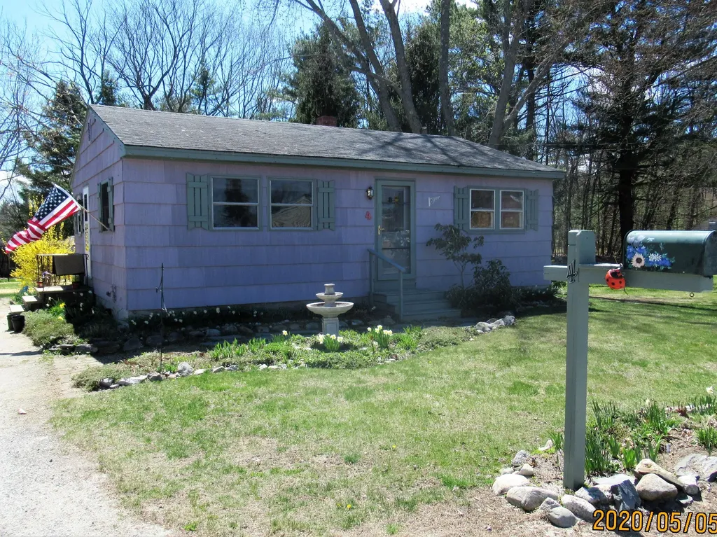 4 Page Road Windham ME 04062