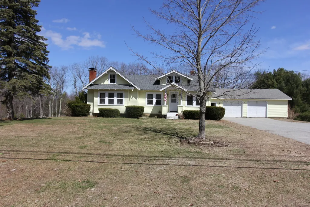 127 Townsend Brook Road Auburn ME 04210