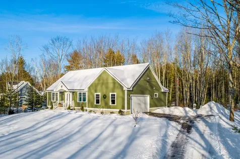 69 Oak Ridge Road Kennebunkport ME 04046