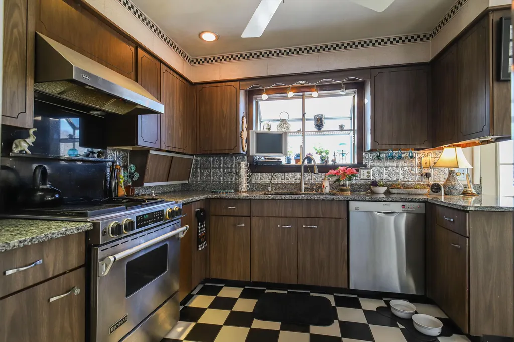 28 Merriconeag Lane Harpswell ME 04079