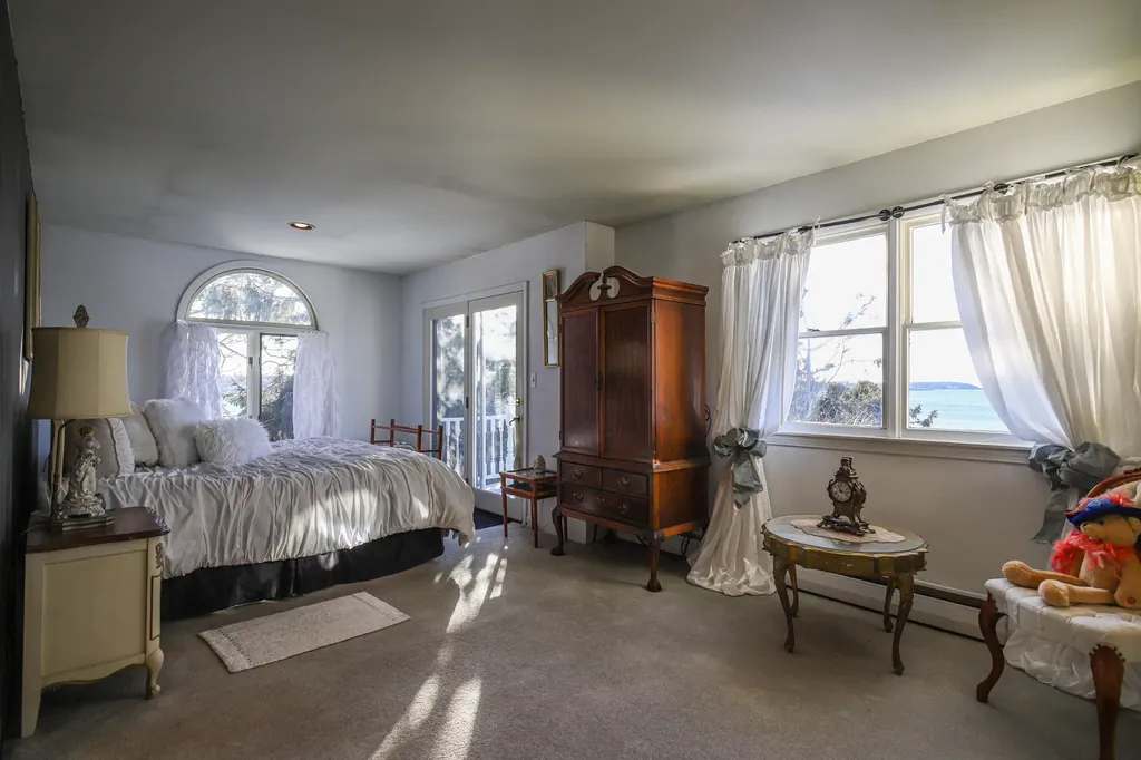 28 Merriconeag Lane Harpswell ME 04079