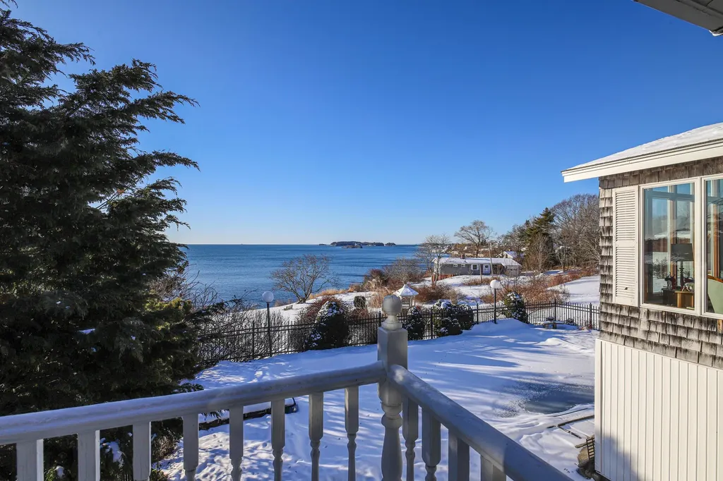 28 Merriconeag Lane Harpswell ME 04079