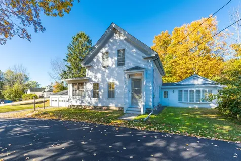 23 Jones Avenue Kittery ME 03904