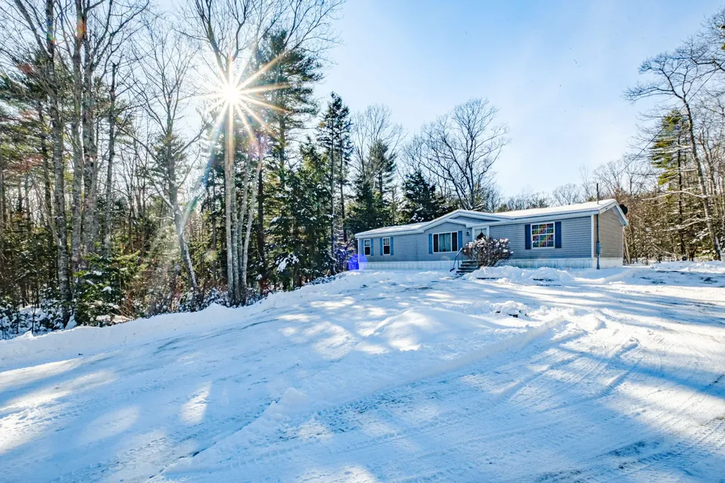 37 Aspen Lane Warren ME 04864