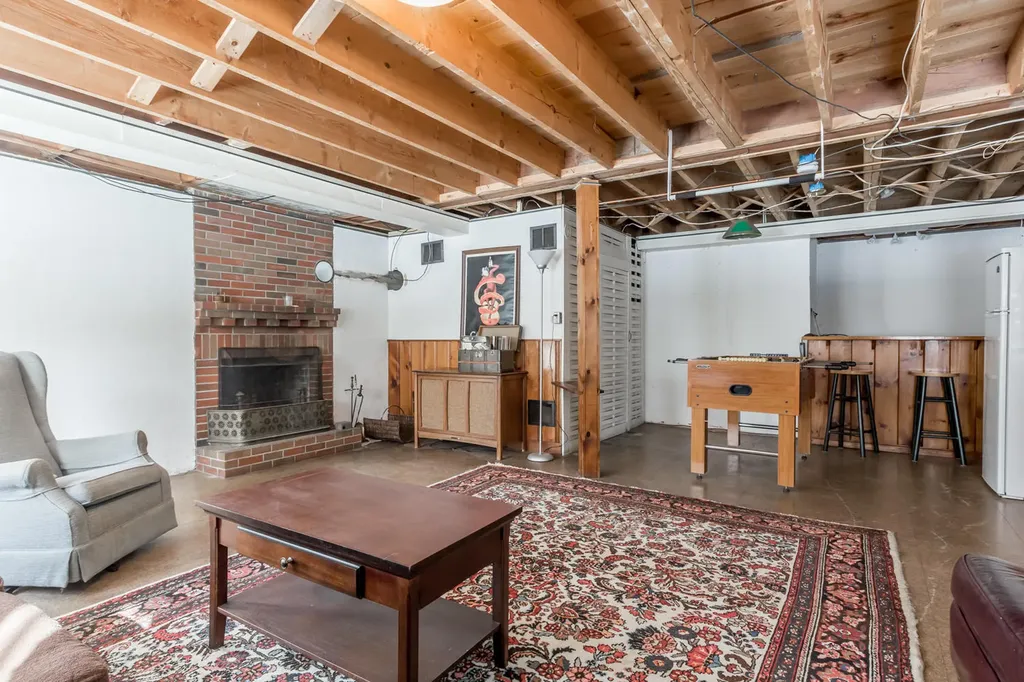 356 Summit Street Portland ME 04103