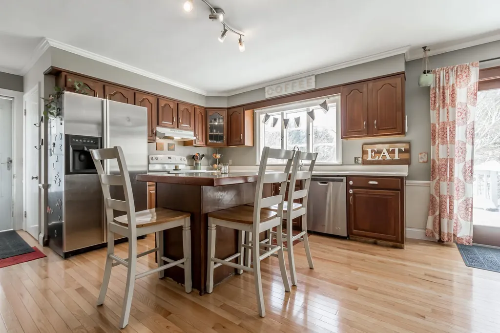 356 Summit Street Portland ME 04103