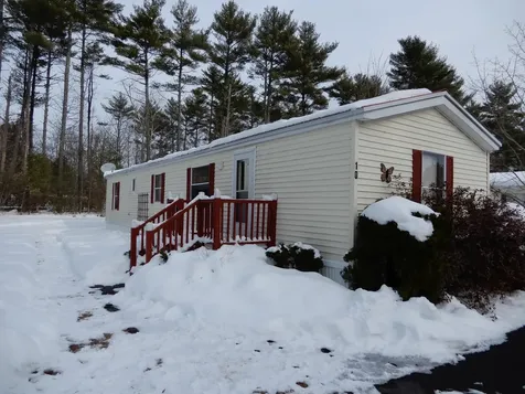 10 Ashleigh Lane Standish ME 04084