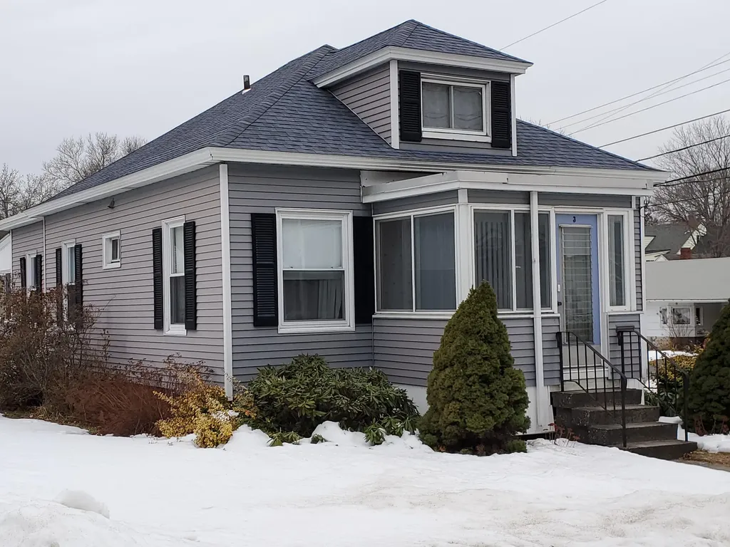 3 Frechette Street Lewiston ME 04240