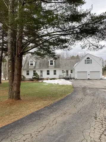 16 County Road Scarborough ME 04074