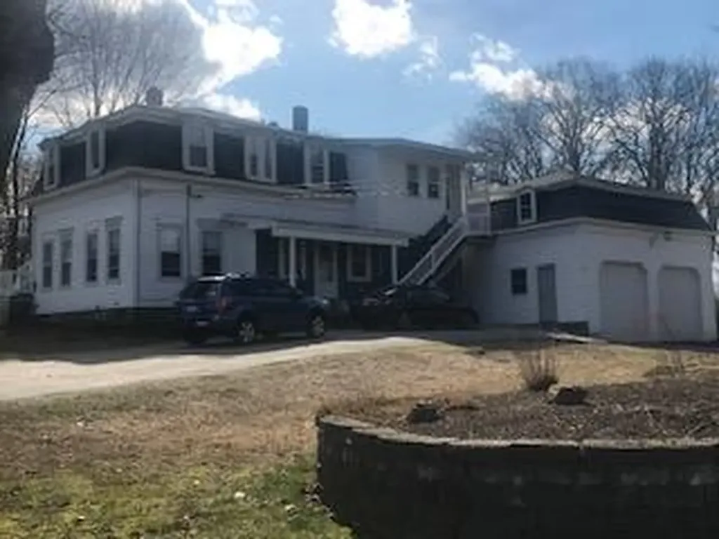 6 Mount Pleasant Street Biddeford ME 04005
