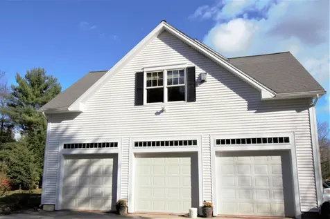 49 Whitetail Way Bangor ME 04401