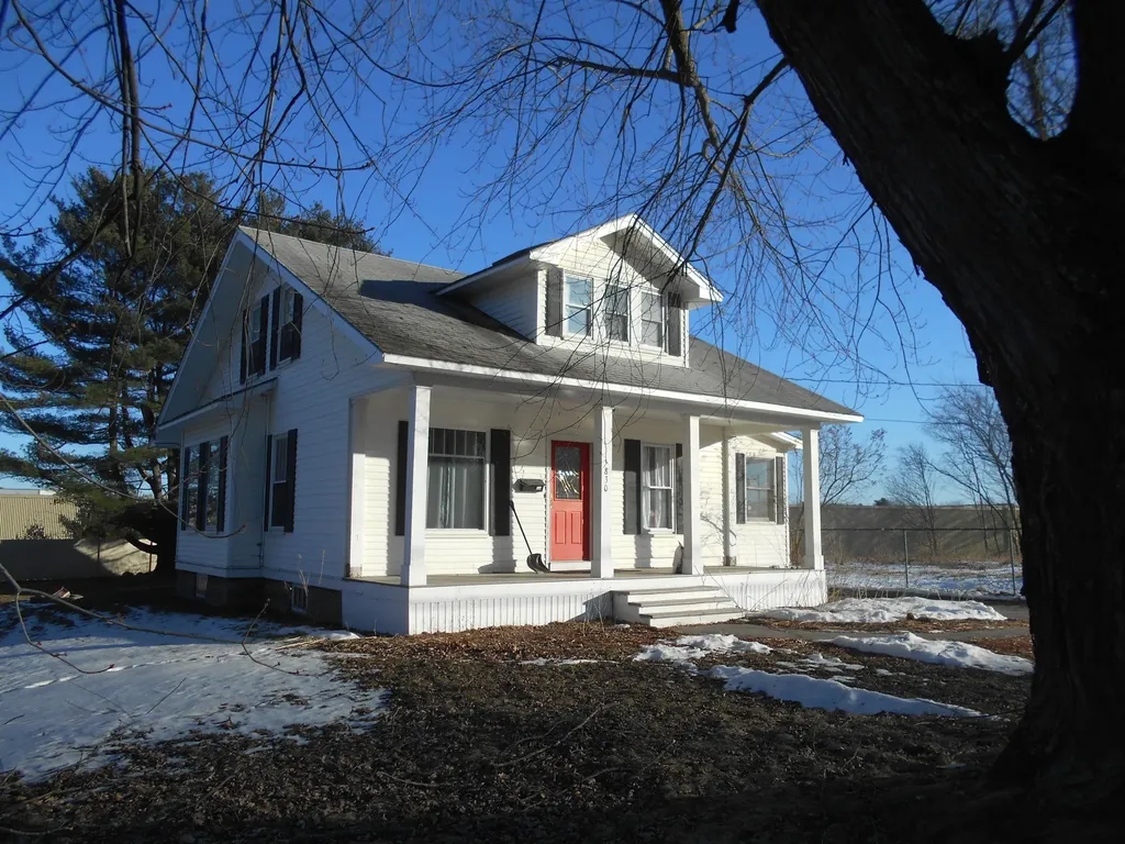 830 Main Street Old Town ME 04468