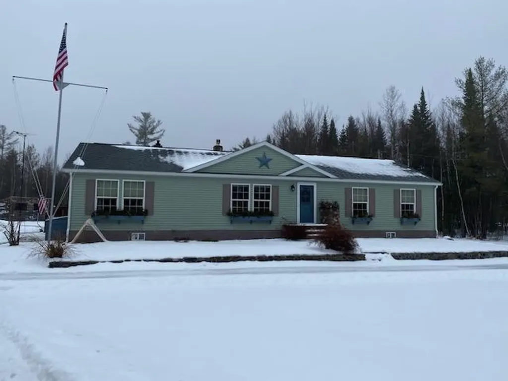 32 Greenfield Road Greenbush ME 04418