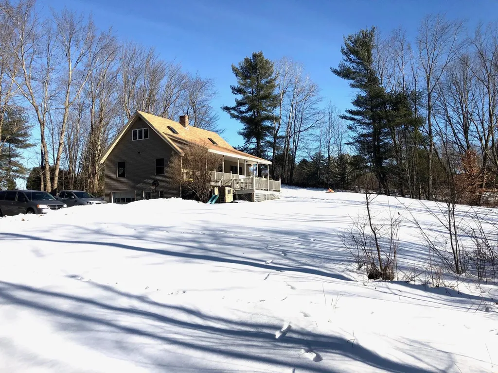 32 Mill Street Lisbon ME 04250