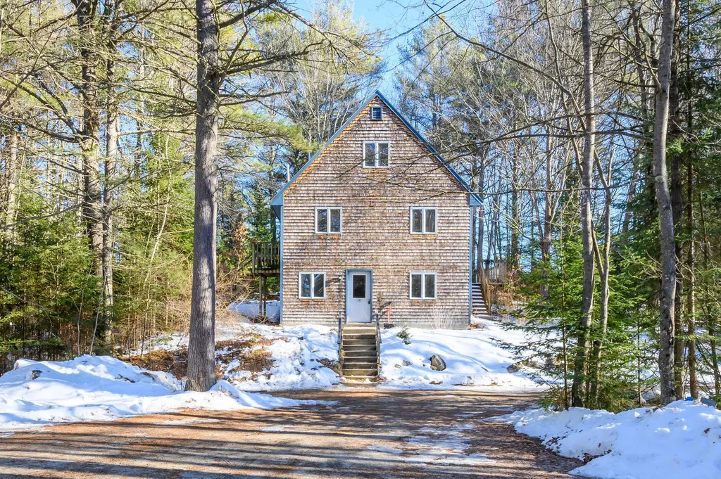 40 Rustic Road Gray ME 04039