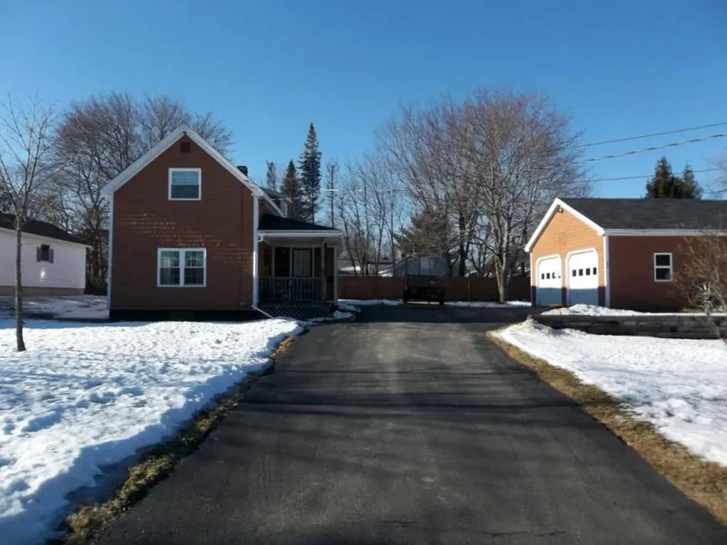 49 Franklin Street Calais ME 04619