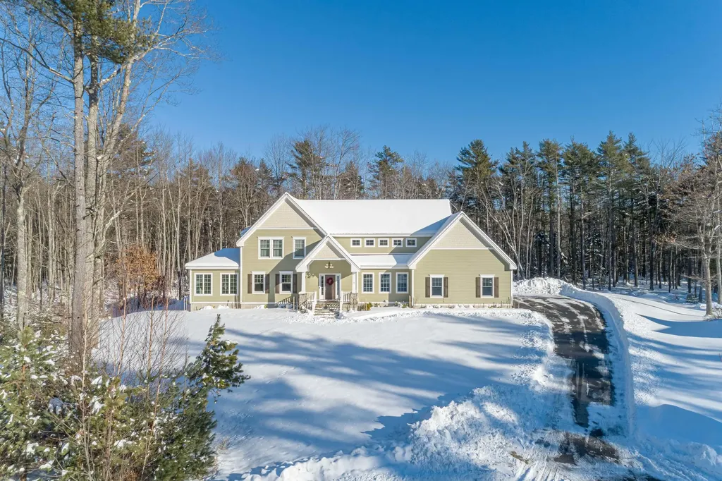 4 Walnut Lane Brunswick ME 04011