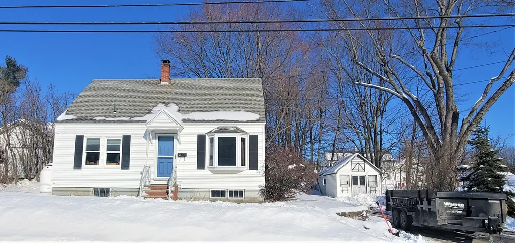 35 Second Avenue Augusta ME 04330