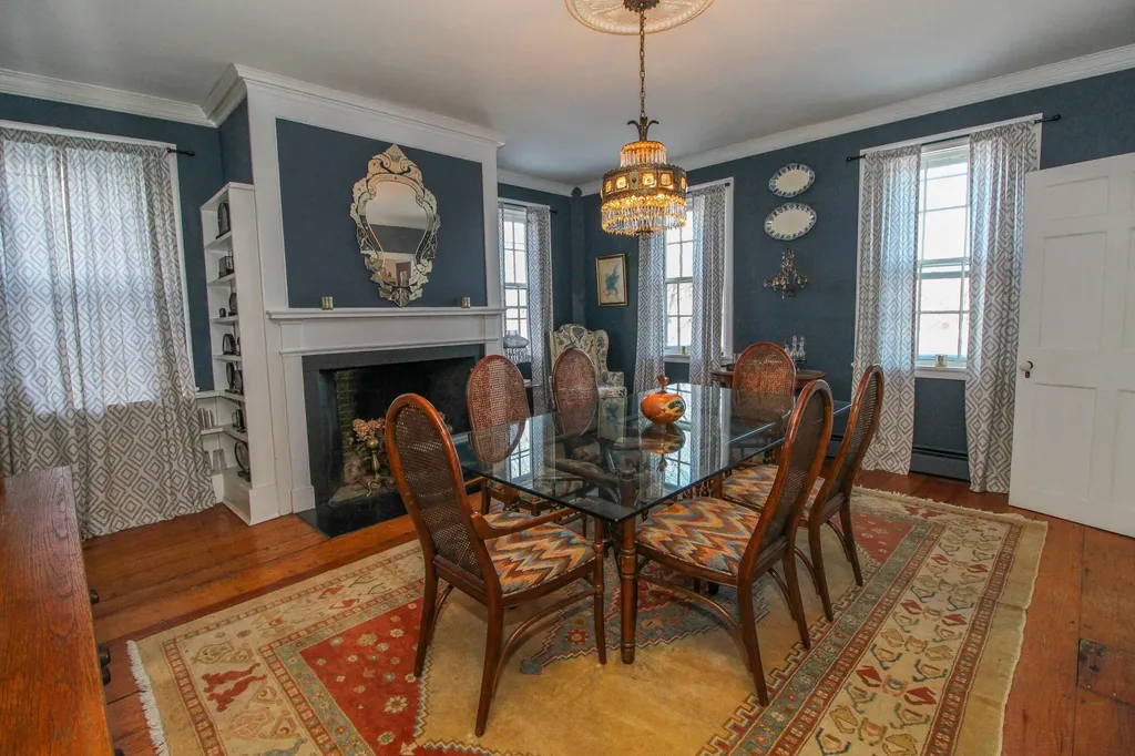 6 Summer Street Hallowell ME 04347