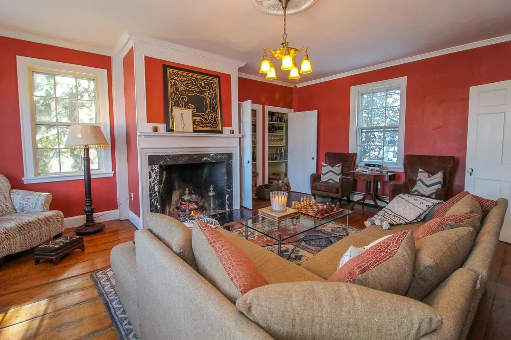 6 Summer Street Hallowell ME 04347