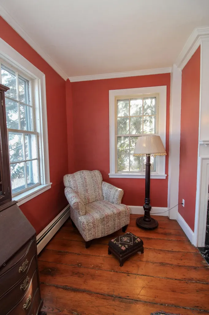 6 Summer Street Hallowell ME 04347