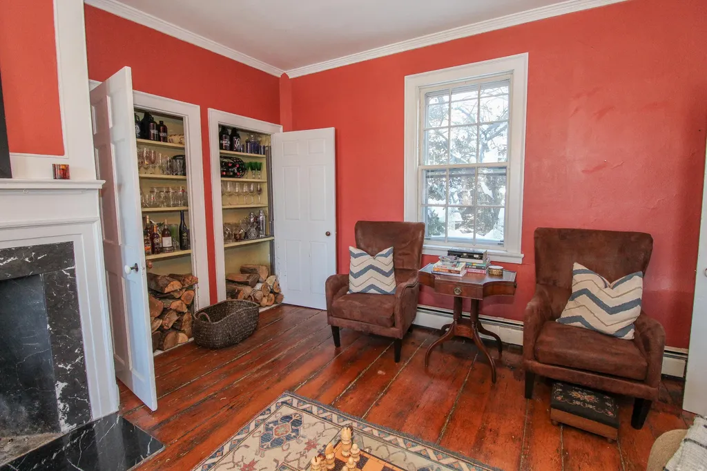 6 Summer Street Hallowell ME 04347