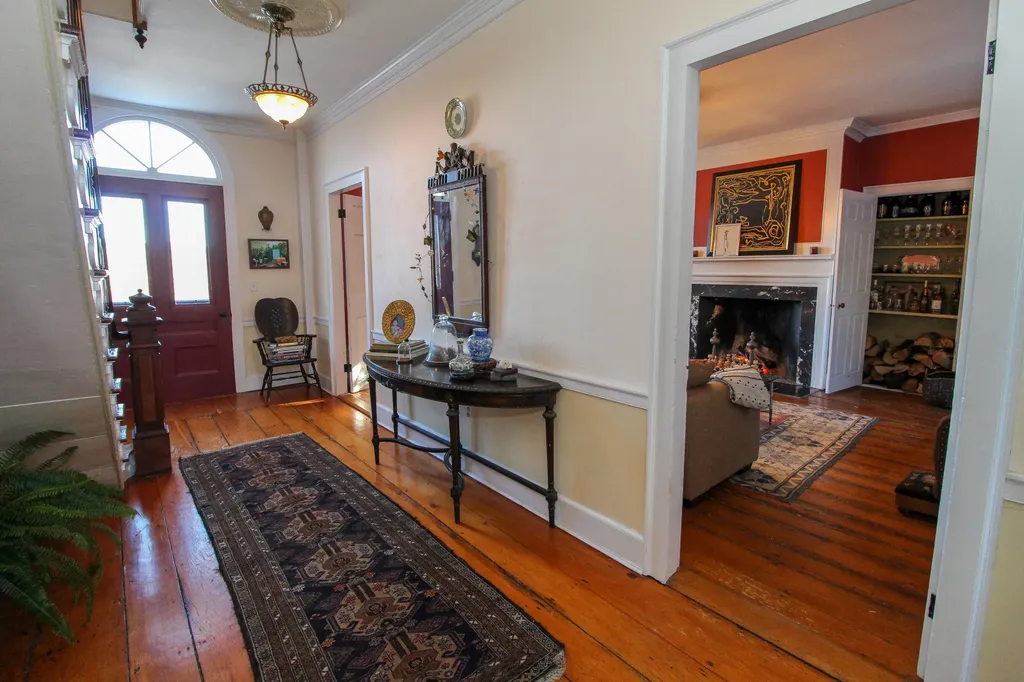 6 Summer Street Hallowell ME 04347